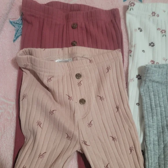 Simple Joys by Carter's Floral Baby Girl Leggins Size 6- Months - Picture 2 of 6